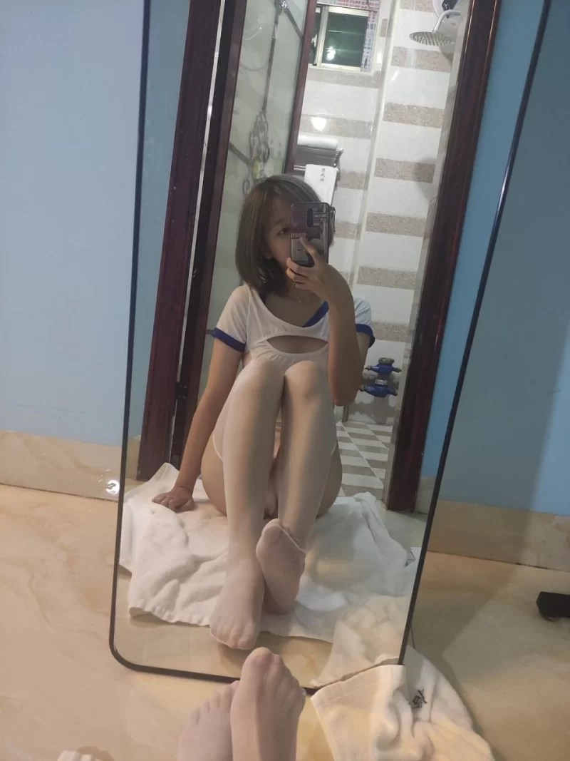福利姬 Jules16451542 推特露脸高颜值萝莉学妹【29v100p+53m】