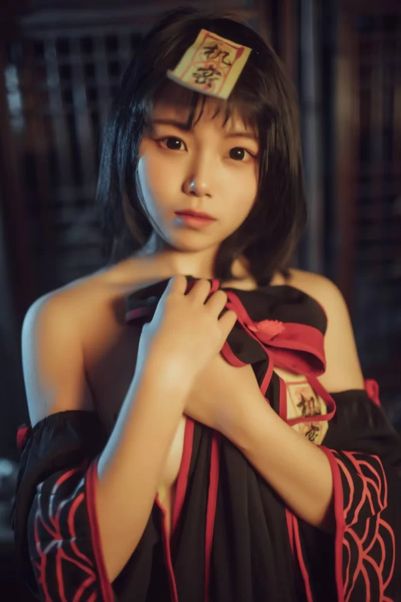 国产coser 七月喵子 - 小僵尸 [22P-179MB]【22P+179M】