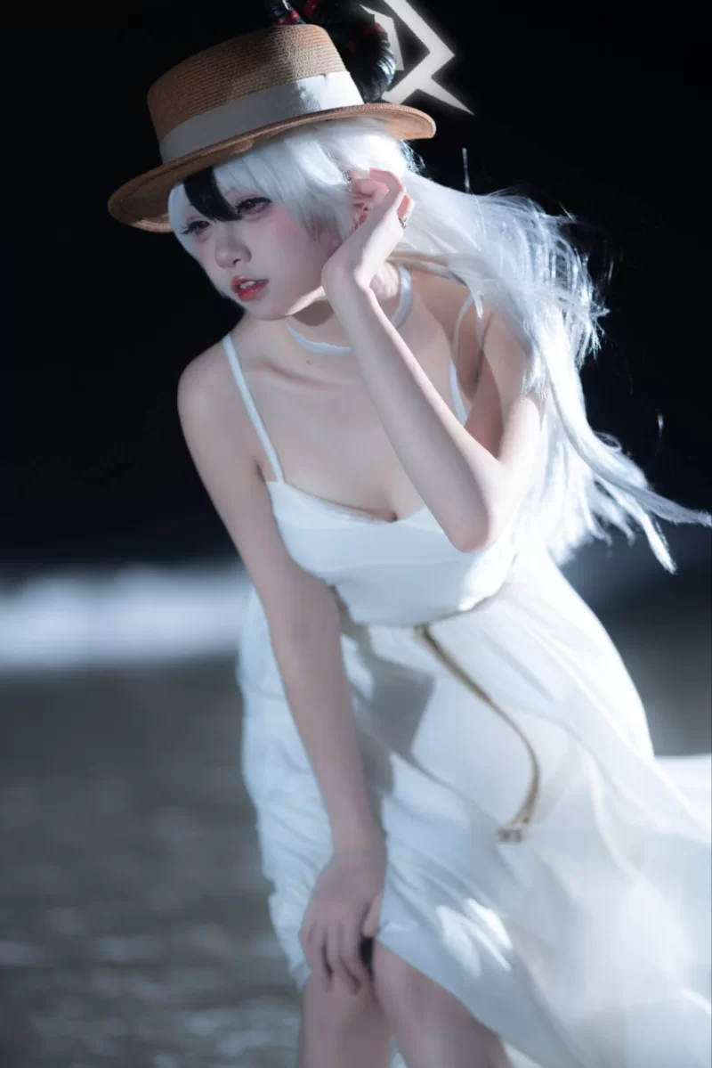 国产coser 纸悦Etsu_ko 加代子白裙 [20P-362MB]【20P+362M】