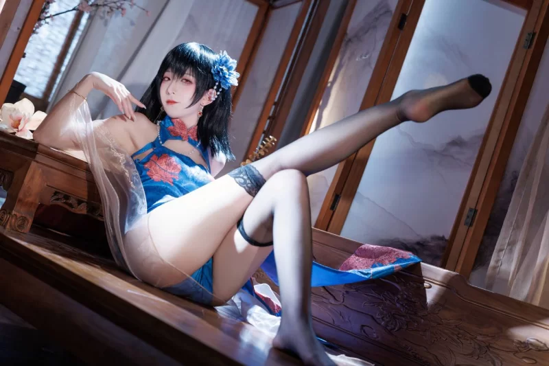 国产coser 封疆疆v - 建武旗袍【36P+514M】
