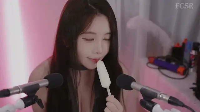 ASMR 大尺度擦边ASMR女神[yoonying]童颜巨乳 淫语剧情-8月上旬【4V+4G】