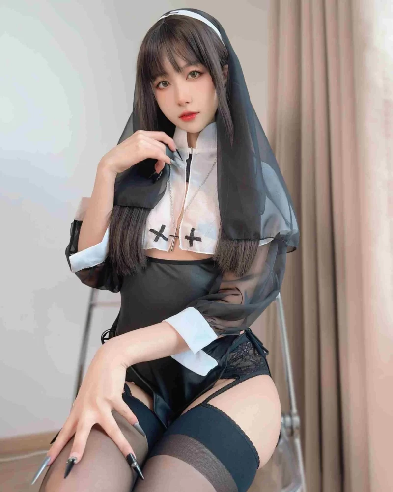 国产coser 布丁大法 - 珍珠修女祈祷 4K [111P+7V][1.82G]【1+1.82G】