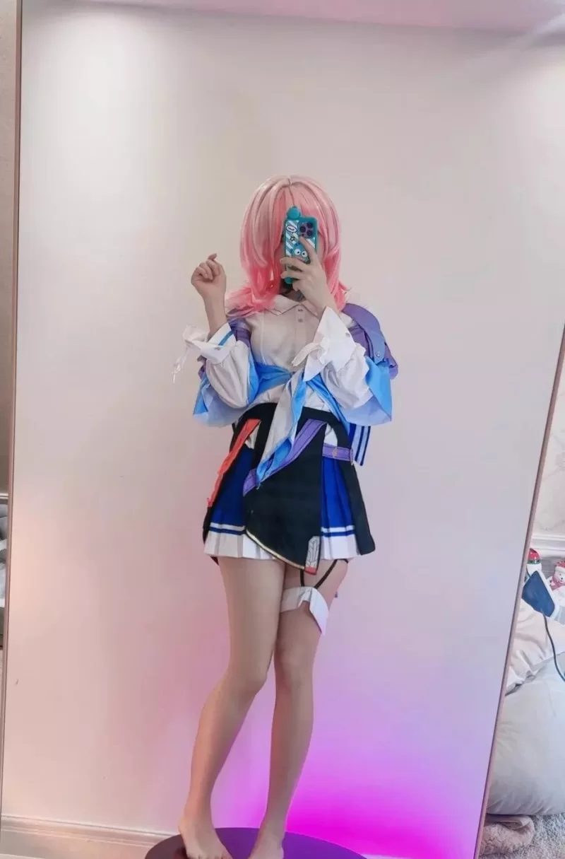 国产coser 屑雪雪鸭写真合集【npv+1.03g】
