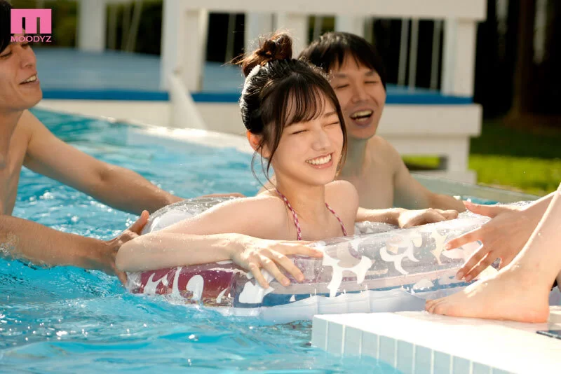 中文字幕 MIDV-266 被女友的好友告白在女友不在时沉溺在性爱之中的【1v+3.29GB】