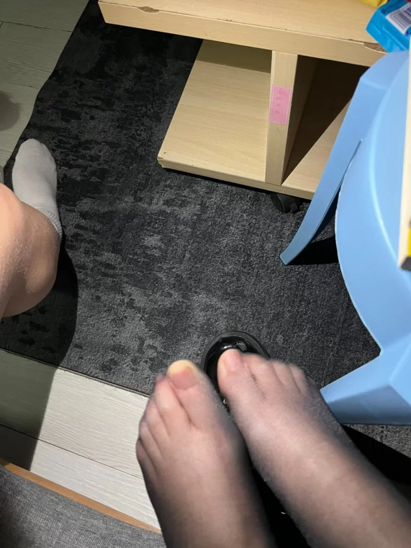 福利姬 Jules16451542 推特露脸高颜值萝莉学妹【29v100p+53m】