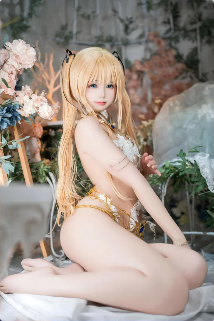 国产coser Quan冉有点饿 – 全套35期 8月更新【1434P+14.5G】