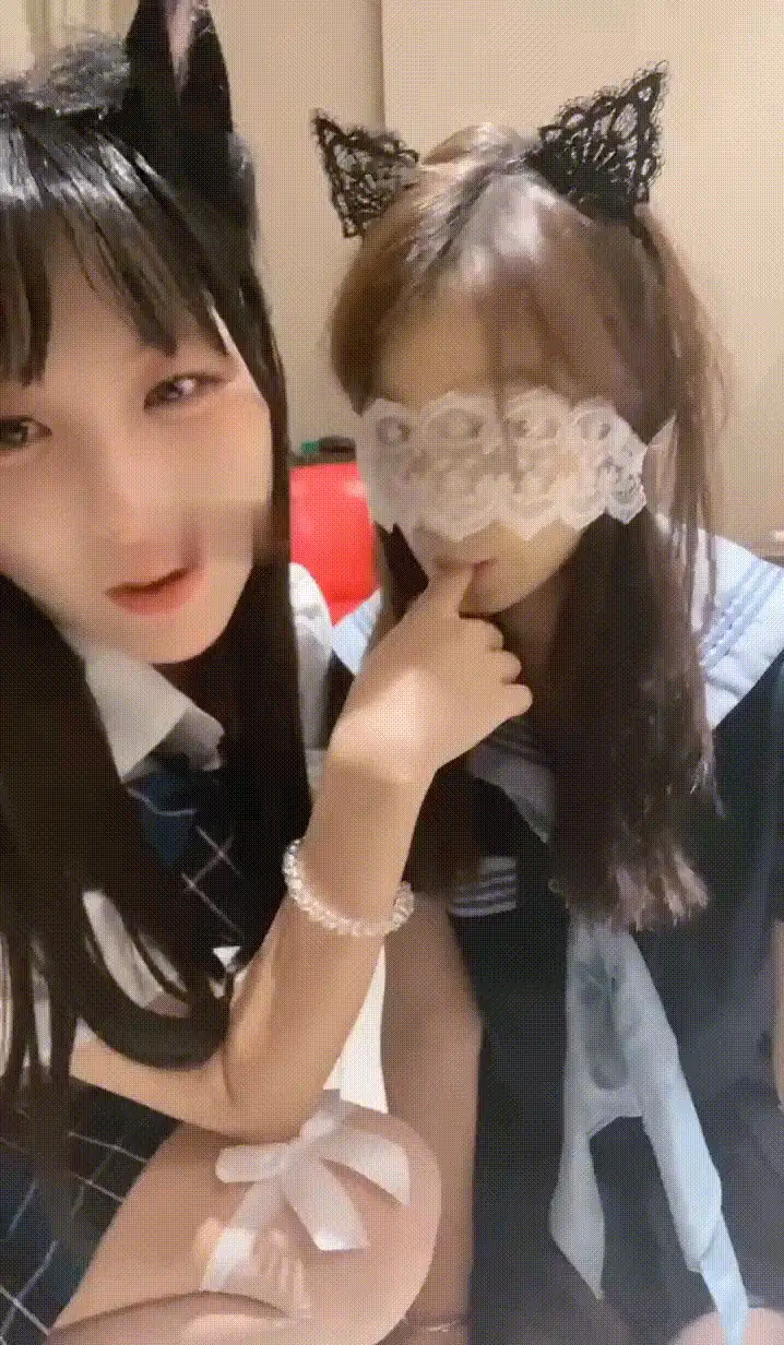 合集 丝足❤️困困s/把骚母狗扇哭/对着镜头哭/鞋跟操骚逼/【30v+17G】