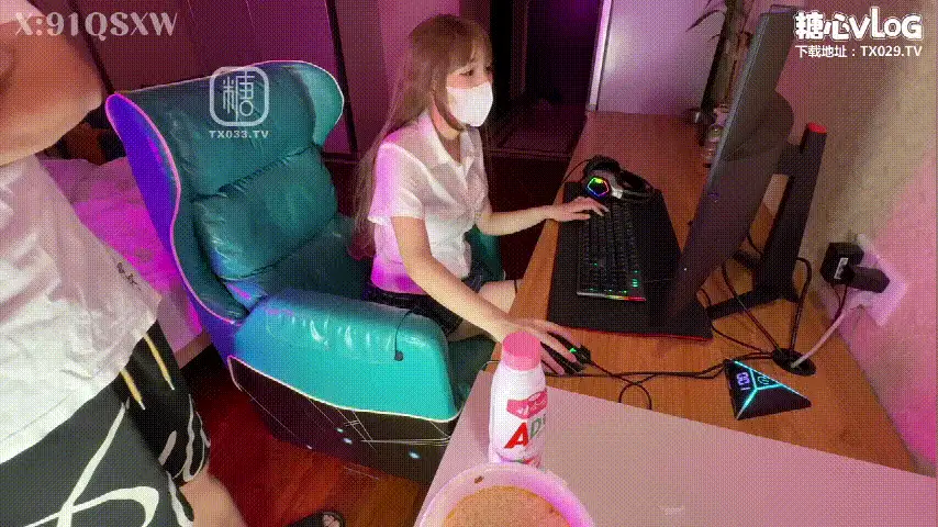 福利姬 糖心VlogUp主[情深叉喔]兄妹乱伦 网瘾少女为了买游戏皮【1v+938M】