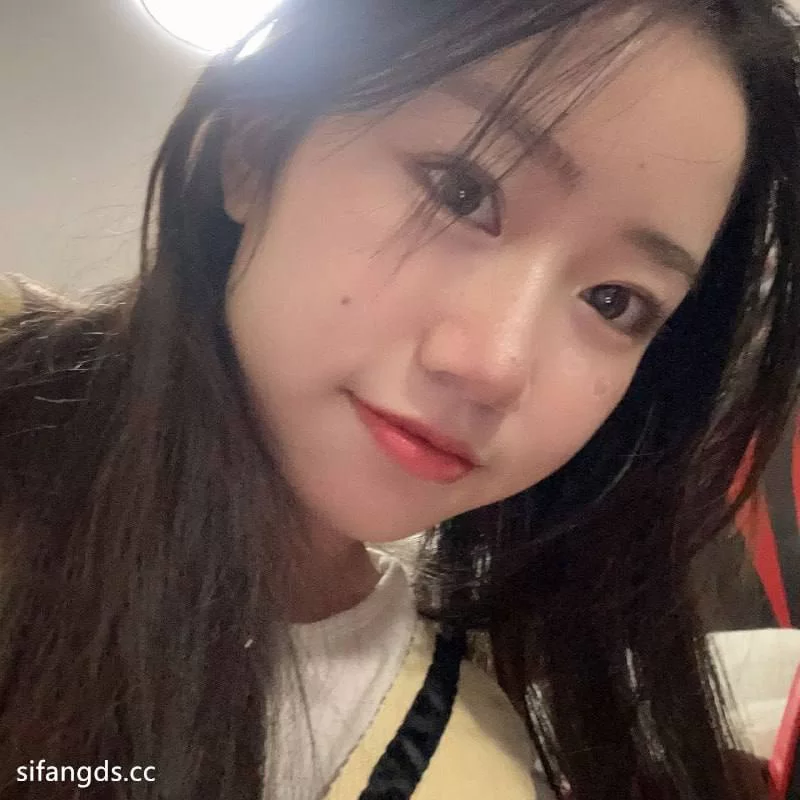自拍 高颜值校花，眼镜妹李琦玉被调教调教口交啪啪视频流出【1V8P+370M】