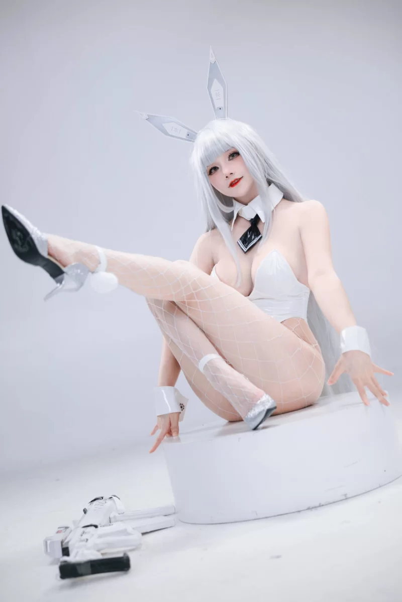 国产coser 仙九Airi - 白兔【28P+373M】