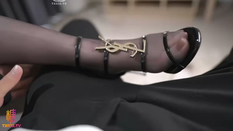 美女御姐 [桥本香菜]女老板的秘密淫欲威胁老板最终被精液【1V+14G】