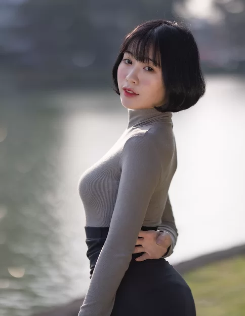 唯美写真 [街拍摄影]短发黑丝小姐姐【67P+1.3G】