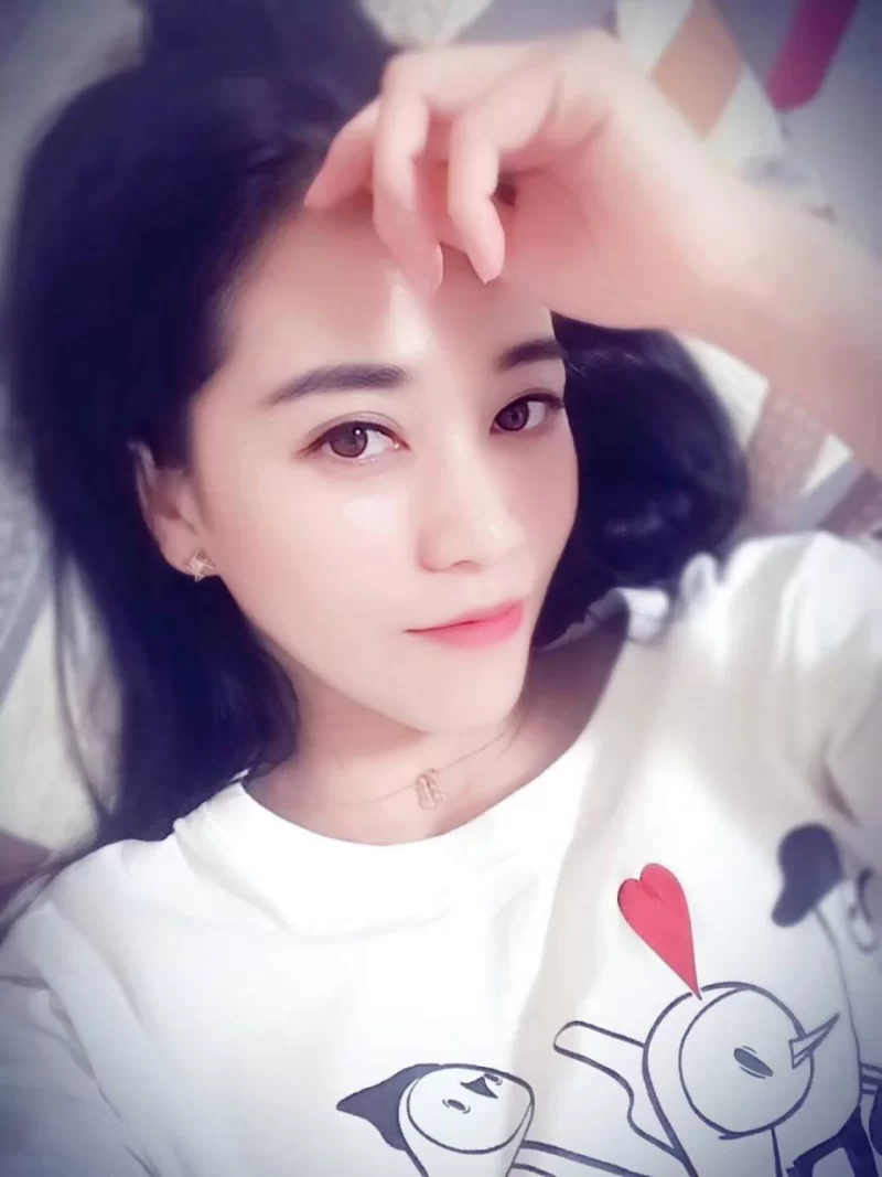 美女御姐 某房地产公司销售员[赵小姐]与男友居家日常 性爱视图【11V33P+1.7G】