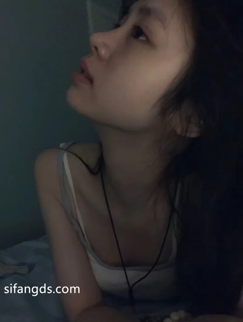合集 抖音25年4月流出合集 各种骚舞裸舞~顶胯抖臀~掰穴自慰【2221V+47G】