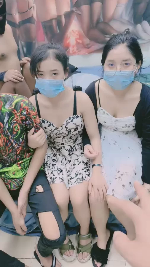 合集 顶级媚黑母狗黑人花式爆肏多人运动合集【15v+11GB】