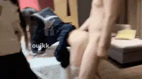 自拍 超嫩萝莉ouikk无毛小穴 姨妈血内射流出 各种白丝灰丝、警服女仆卡哇伊装扮【1+940m】