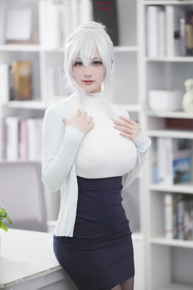 国产coser 幼愛youmeko 未亡人雪女 [70P-585MB]【70P+585M】