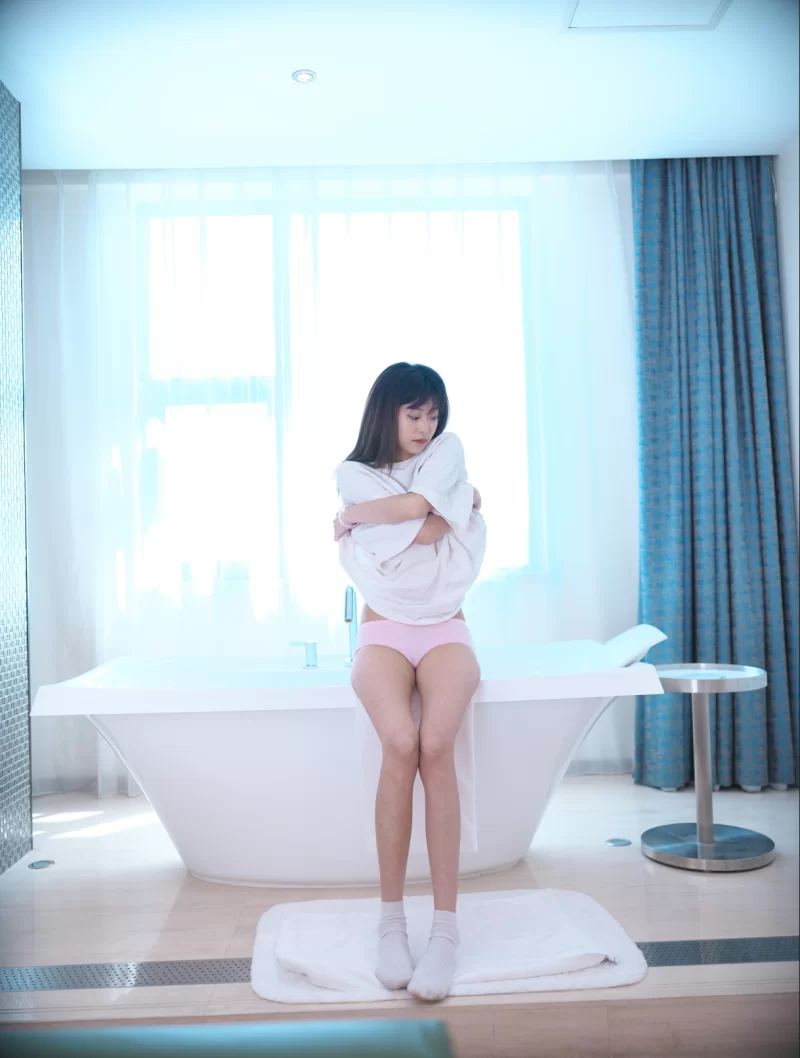 国产模特 希威社 华莎 8K原版无水印大尺度私拍【608p+21g】