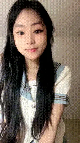女大学生 新人！校花！啊啊~好漂亮啊~本以为绿播的她竟开始道具自【5v+1.9G】