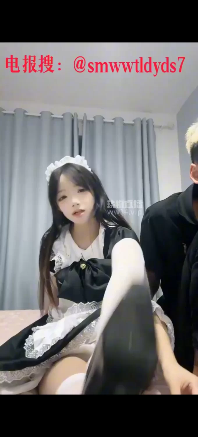 有剧情的 ！玩物直播400w热度！新晋颜值天花板精神小妹小主，绿帽绿奴情侣主【9v+2.77g】