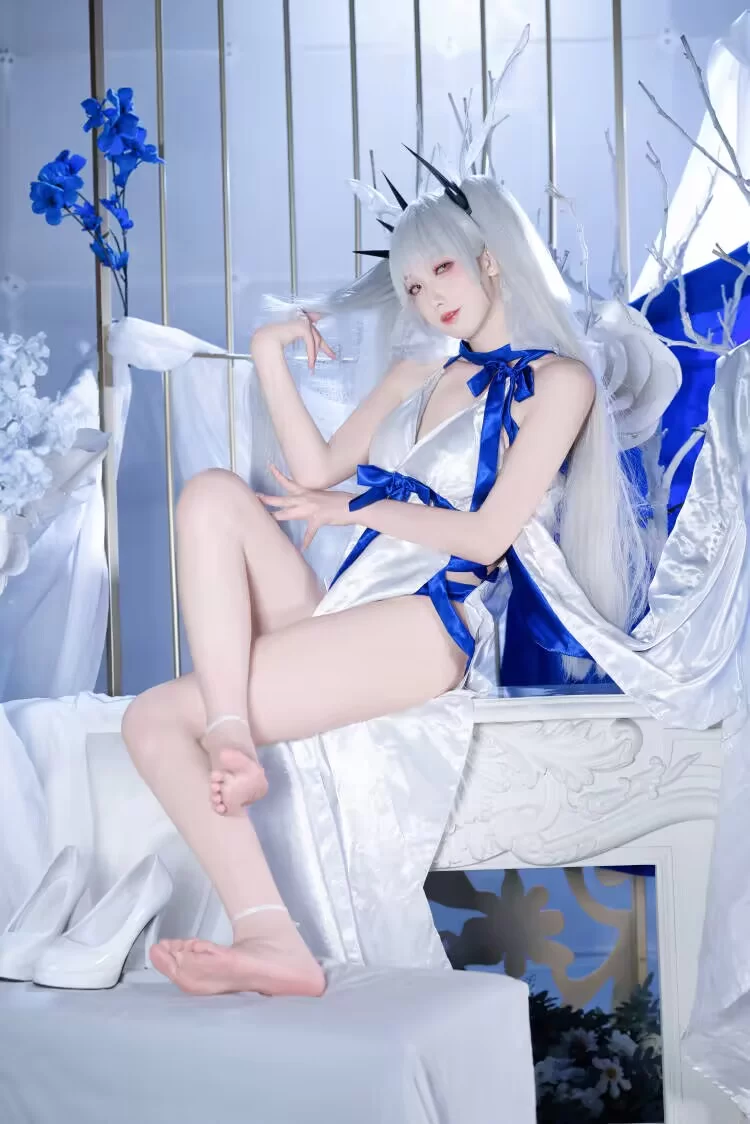 国产coser 封疆疆v - 碧蓝航线 可畏礼服【32P+935M】
