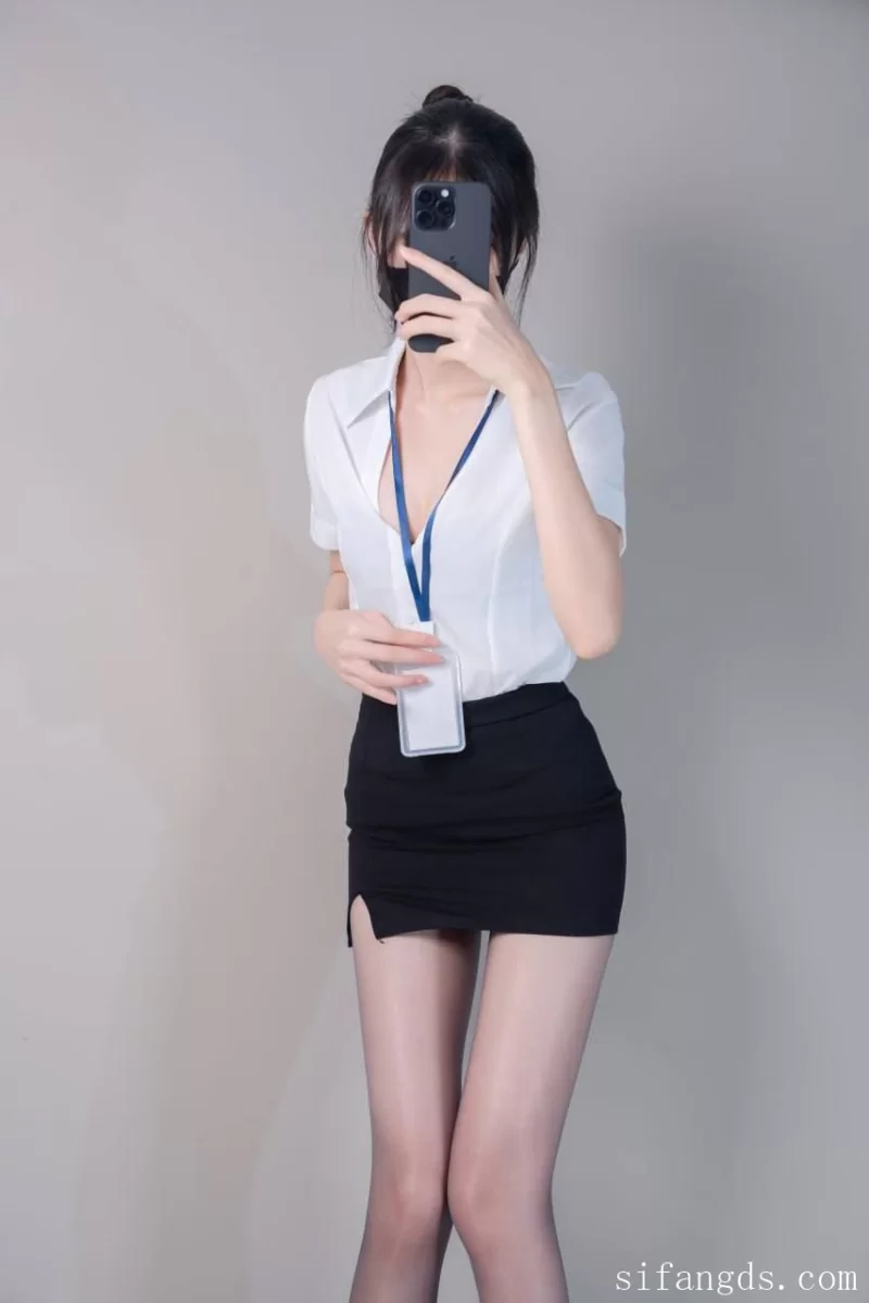 福利姬 [shixiaotaone小桃]极品白嫩福利姬 超人气绝美长腿合集【580p99v+46.3g】