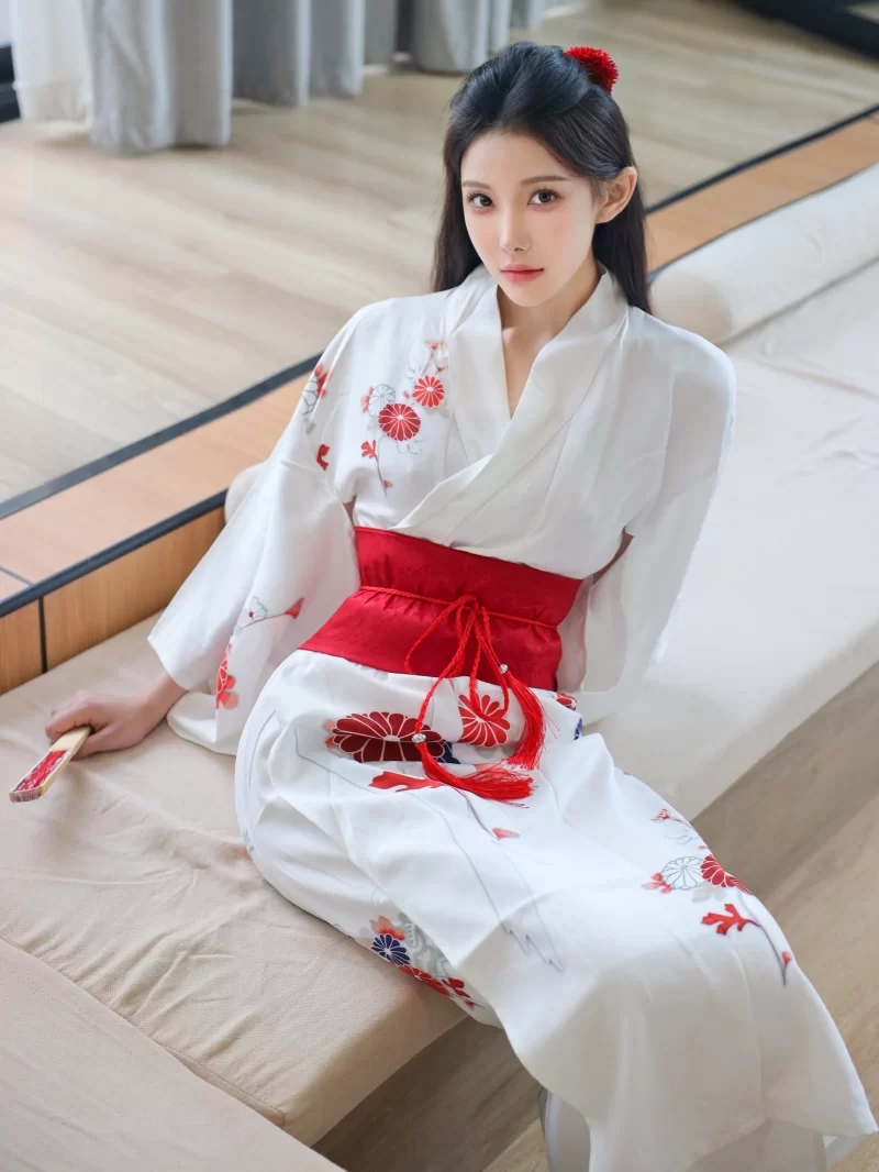 国产模特 [原版无水印首发]秀人网 梨霜儿 最新大尺度作品 COS潘【118P+2.15G】