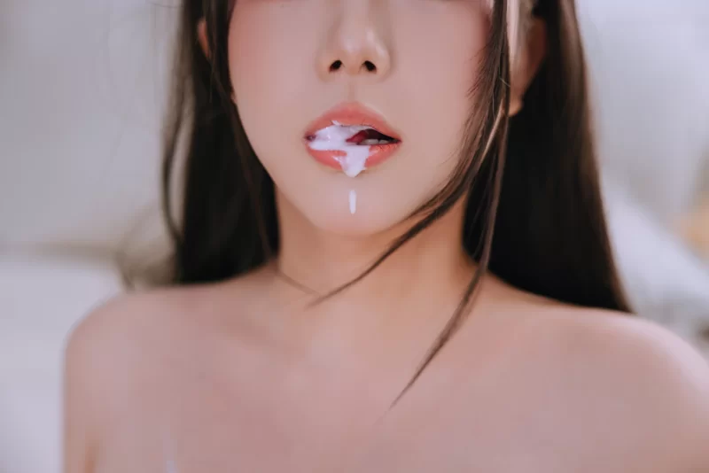 美腿/足控 日奈娇_蛋糕售卖员 [181P+5V]【181P+5V+1.6g】