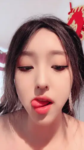 合集 [美人鱼呀]高颜御姐肥美少妇黑丝翘臀脱衣全裸热舞8月11-9月9【26V+17G】
