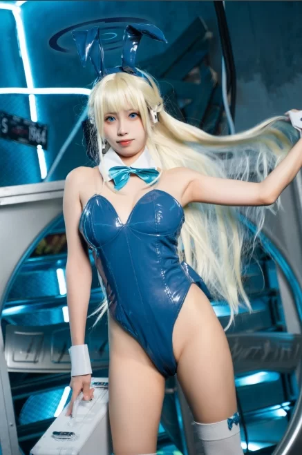国产coser 三無人型 – 全套&随包视频 [2.8G]【1+2.8G】