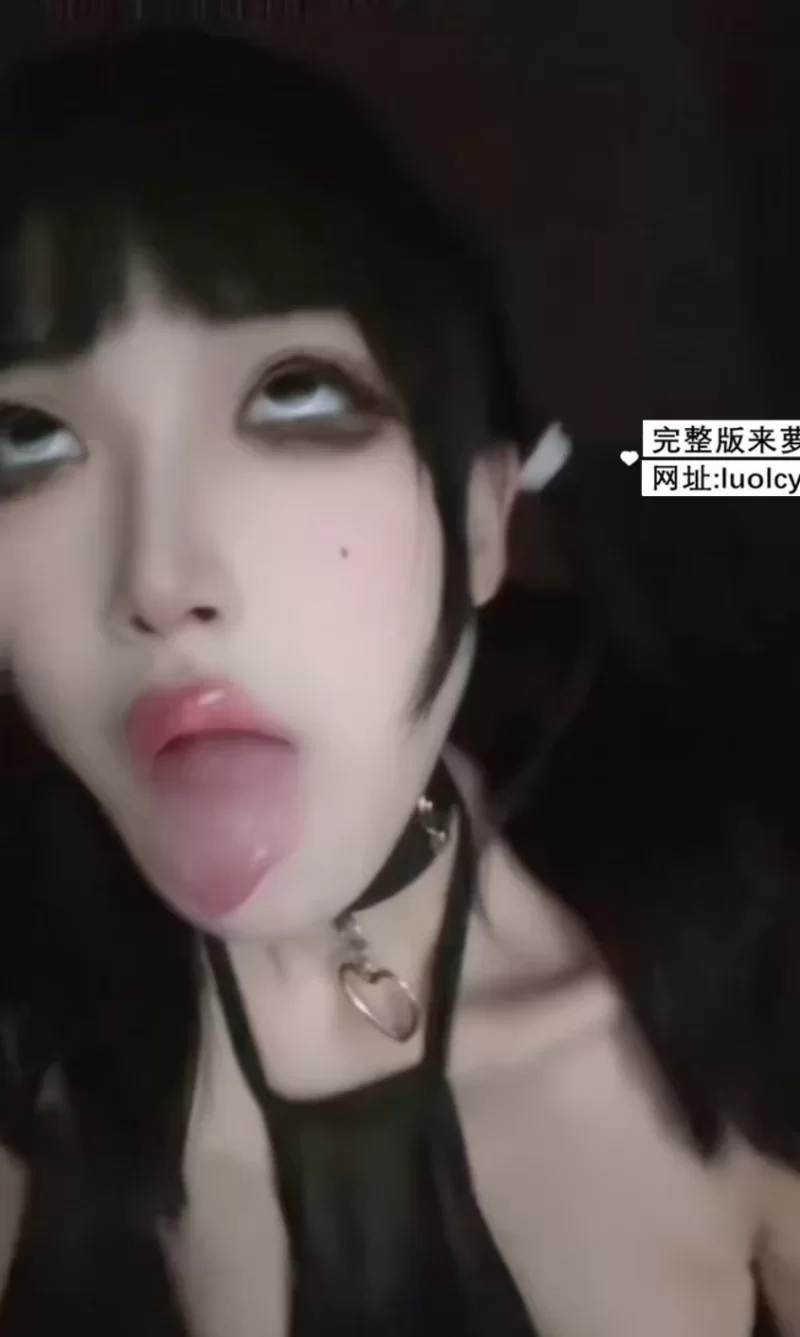 福利姬 少萝糖糖JK水手服死库水制服，小恶魔情趣内衣自慰露出【3v+3G】