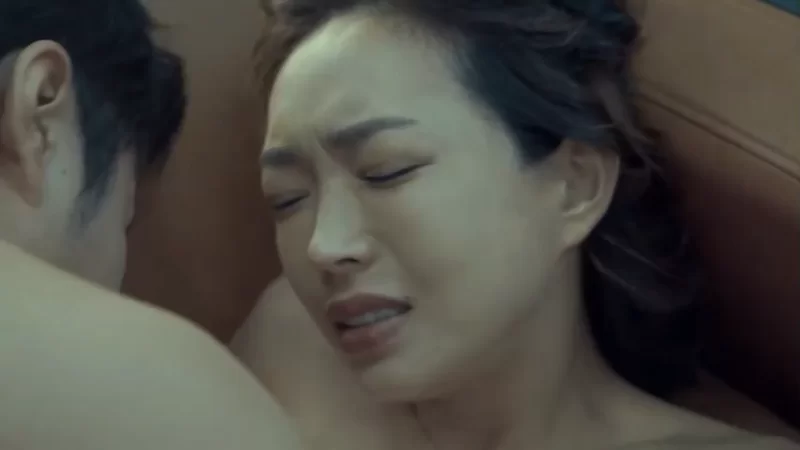 少妇熟女 债主来找妈妈要钱，妈妈没钱给债主用身体还债【v1+55m】