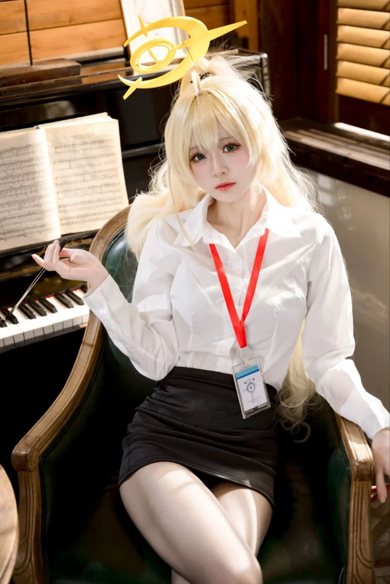 国产coser 九柒喵  笑面ol全图 [53P 678MB]【53P+678M】