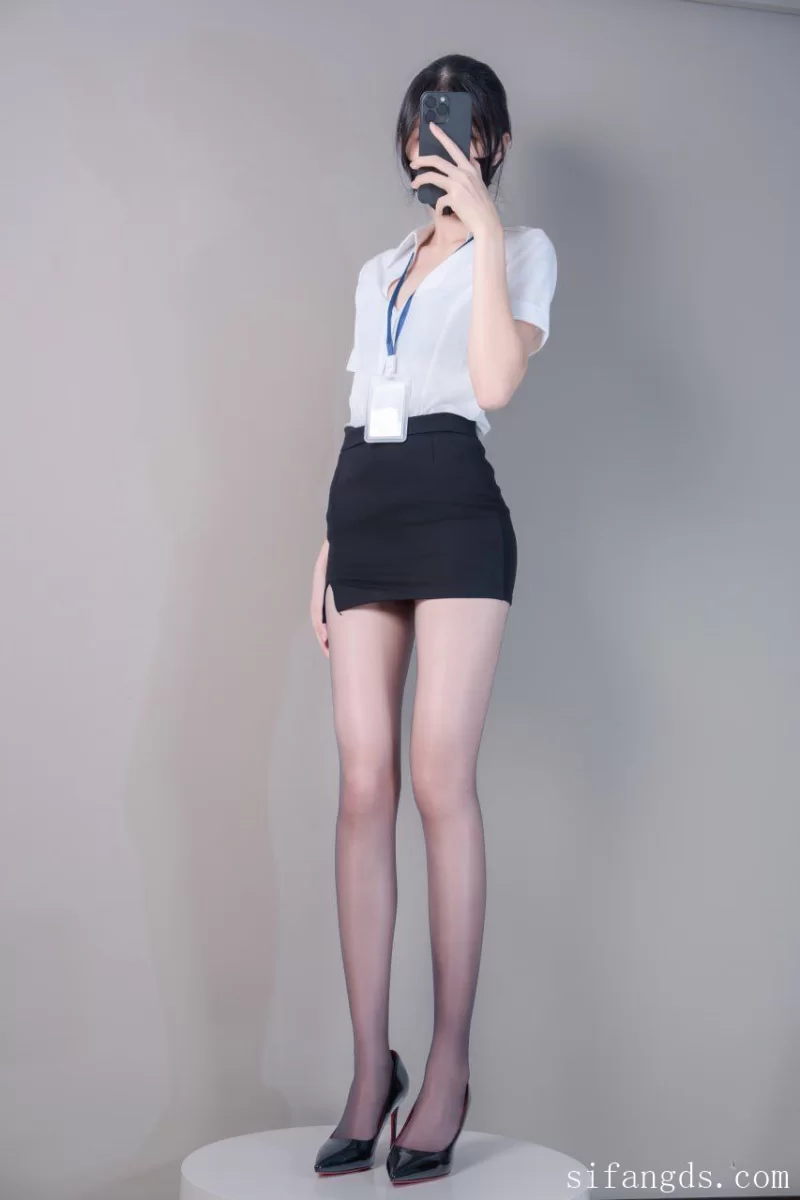 福利姬 [shixiaotaone小桃]极品白嫩福利姬 超人气绝美长腿合集【580p99v+46.3g】