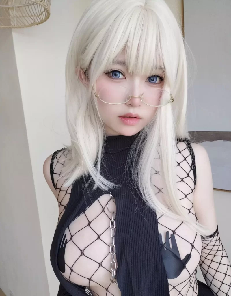 国产coser 女主K写真合集【npv+18g+】