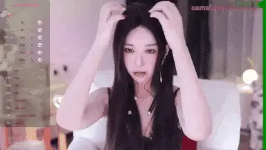 直播 「JayPope」超惊艳白富美艳舞，屄里插着跳蛋，一边深喉假鸡巴【1+315m】
