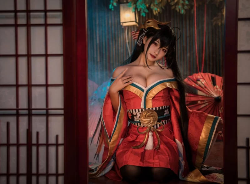 Cosplay 伊喵君_大凤 [55P]【55P+350m】
