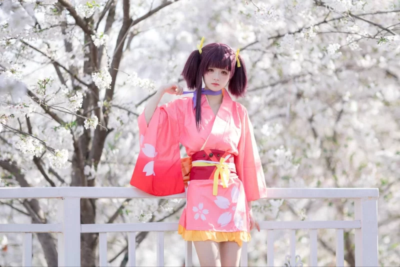 国产coser 九柒喵 无名 [34P 374.58 MB]【34P+374M】