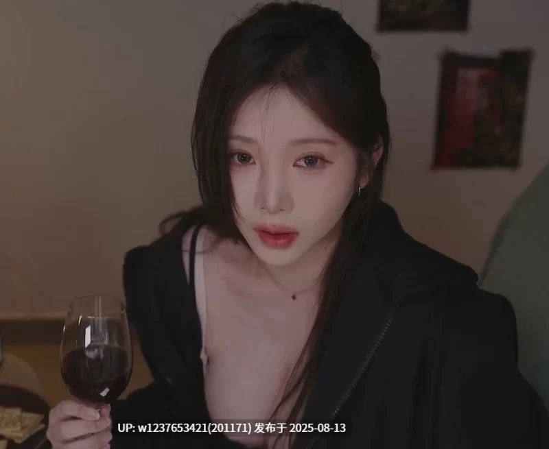 ASMR [yoonying]ASMRYoonyingR_E_STUDIO友达以上,恋人未满【1+880M】
