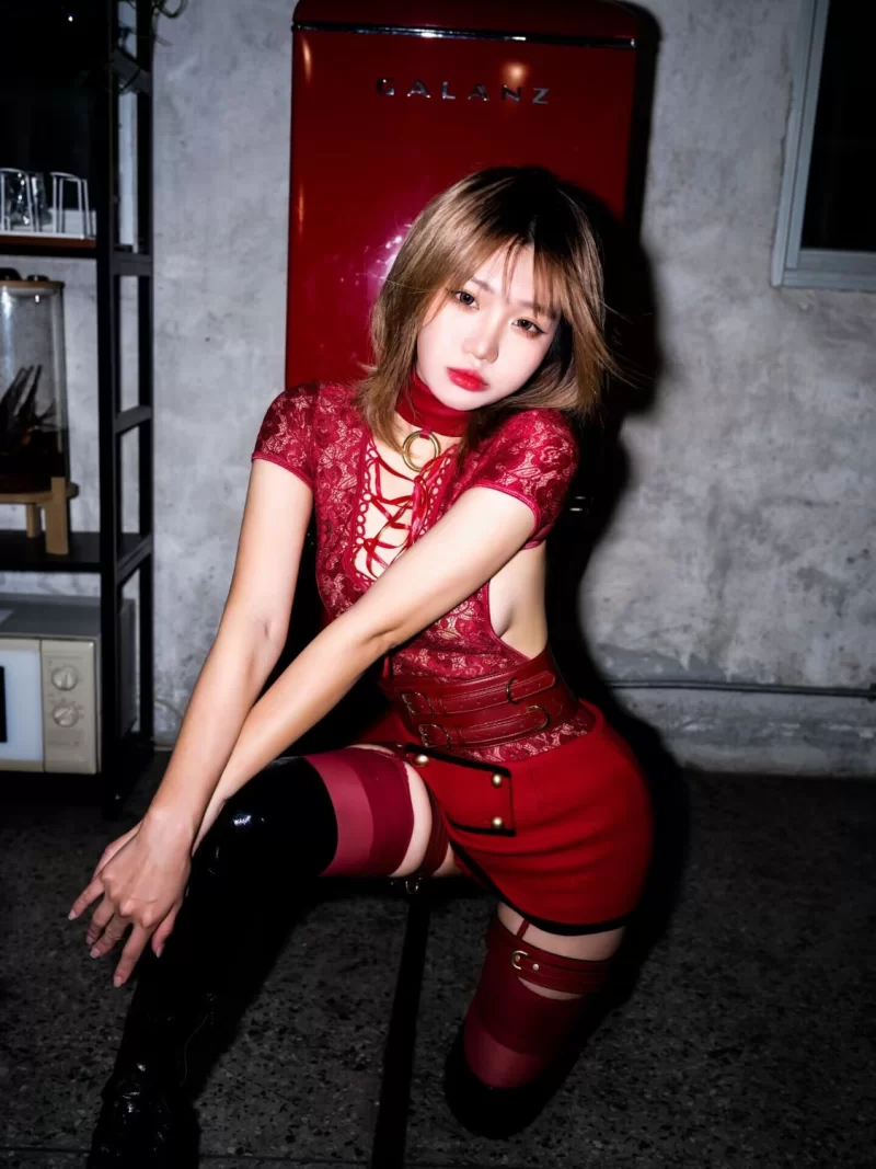 国产coser 柒柒要乖哦_红 [29P-772MB]【29P+772M】