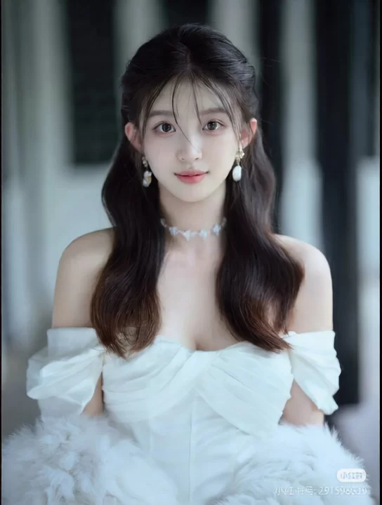 有撸点 小红书美女ai去衣4秒小视频【250视频+350mb】