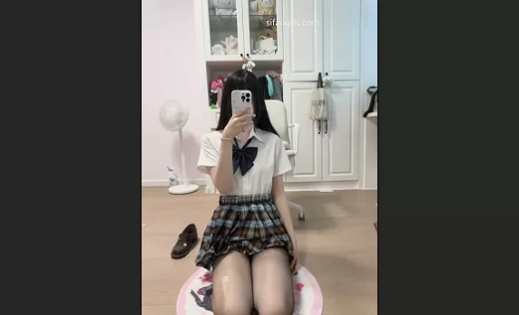 网红 抖音 悠哉大王 美腿 学生装JK制服 电动伸缩阳具插B 弹力插【1V+162M】