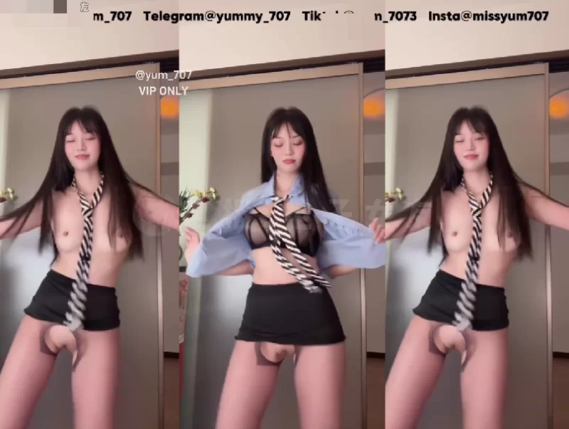 福利姬 推特高颜值清纯女神反差裸舞，扭动蜜臀私处湿漉 小合集2【1+780M】