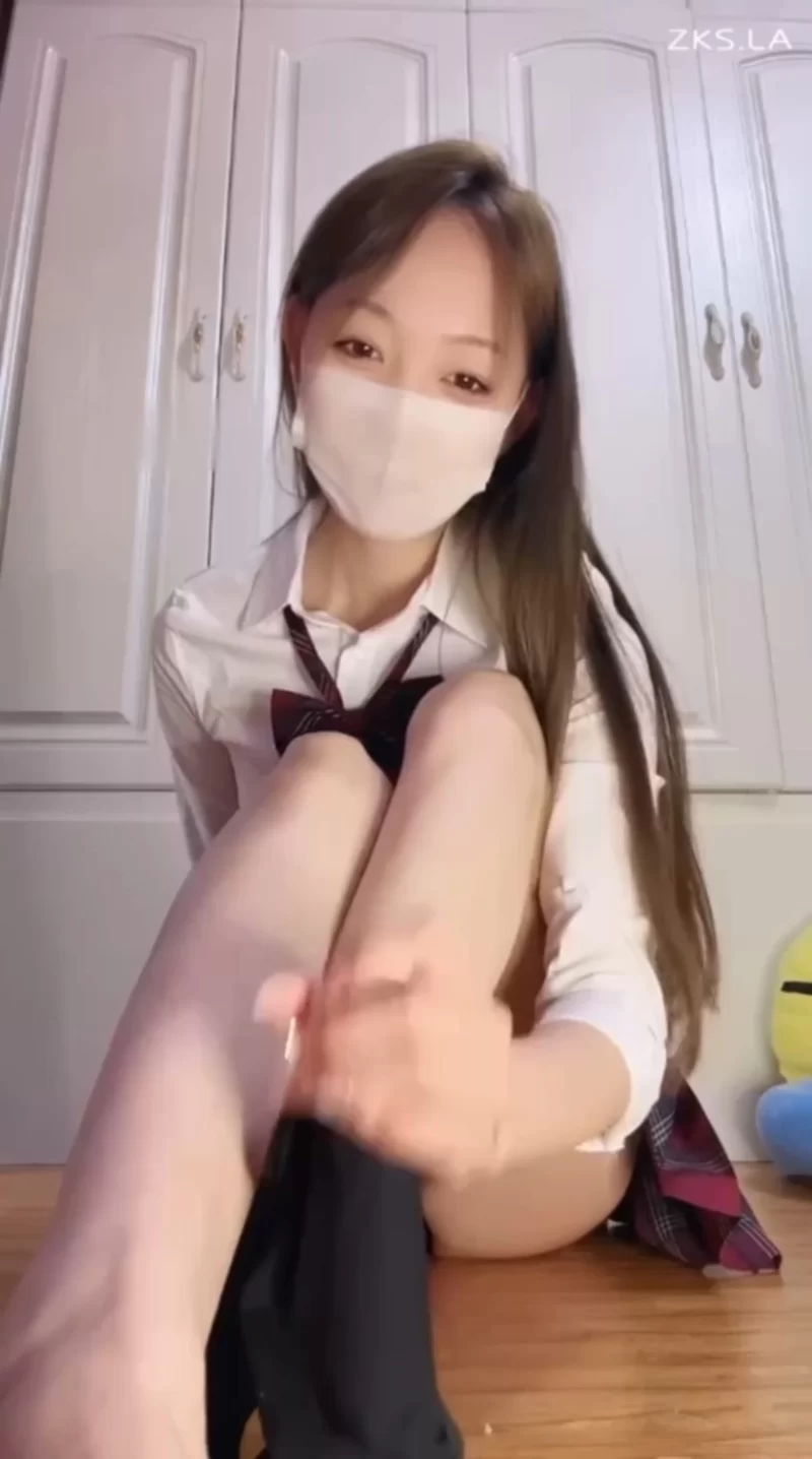 美腿/足控 楚楚 jk 黑袜 羞辱 撸管指挥 拍手控速 假鸡鸡 模拟撸管【1V+1.66GB】