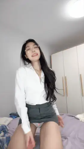合集 [湿湿、]超级骚❤️长腿骚母狗紧身裤连体油亮黑丝道具【16V+17G】