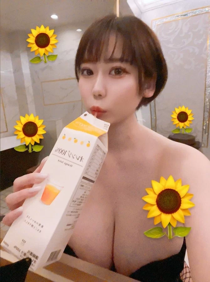 日韩AV FC2 巨乳素人极品作品【4v+7g】
