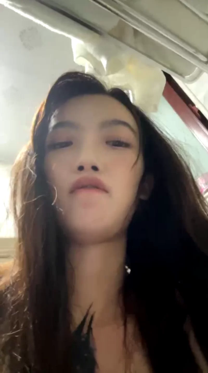 国产主播 纹身小姐姐酒店自慰！特别肥唇骚穴，性感黑丝高跟鞋，【1V+1.2G】