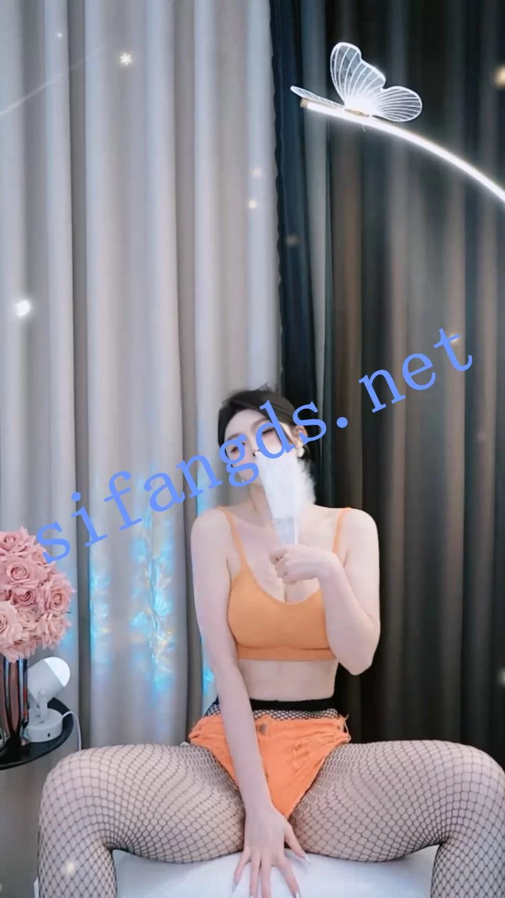 热舞 ⭐[畅聊直播]乔安 透视瑜伽裤丁字 大尺度诱惑骚舞【52v+5.4g】