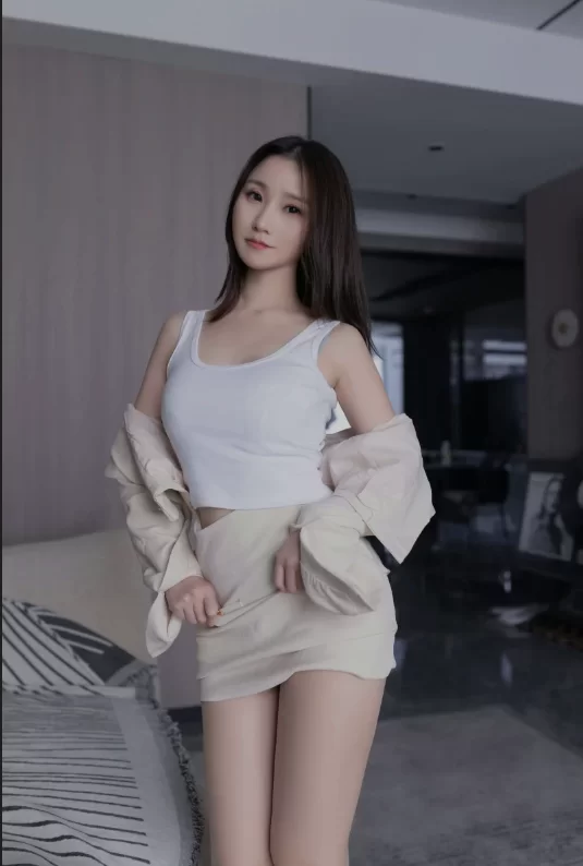 国产coser [COSPLAY] 杏子Yada – 无水印步兵 毕业论文【120p+1.2g】