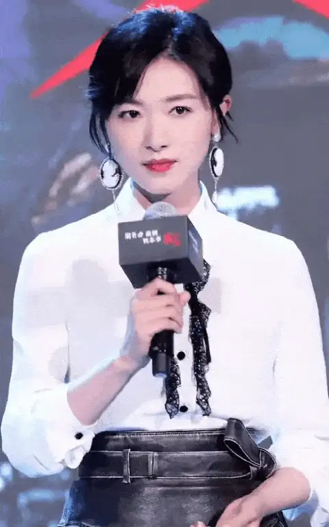 唯美 万茜图生视频【12V+14.97M】